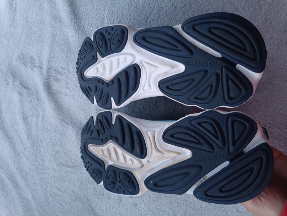 Женские кроссовки Adidas Ozweego р37.5-38