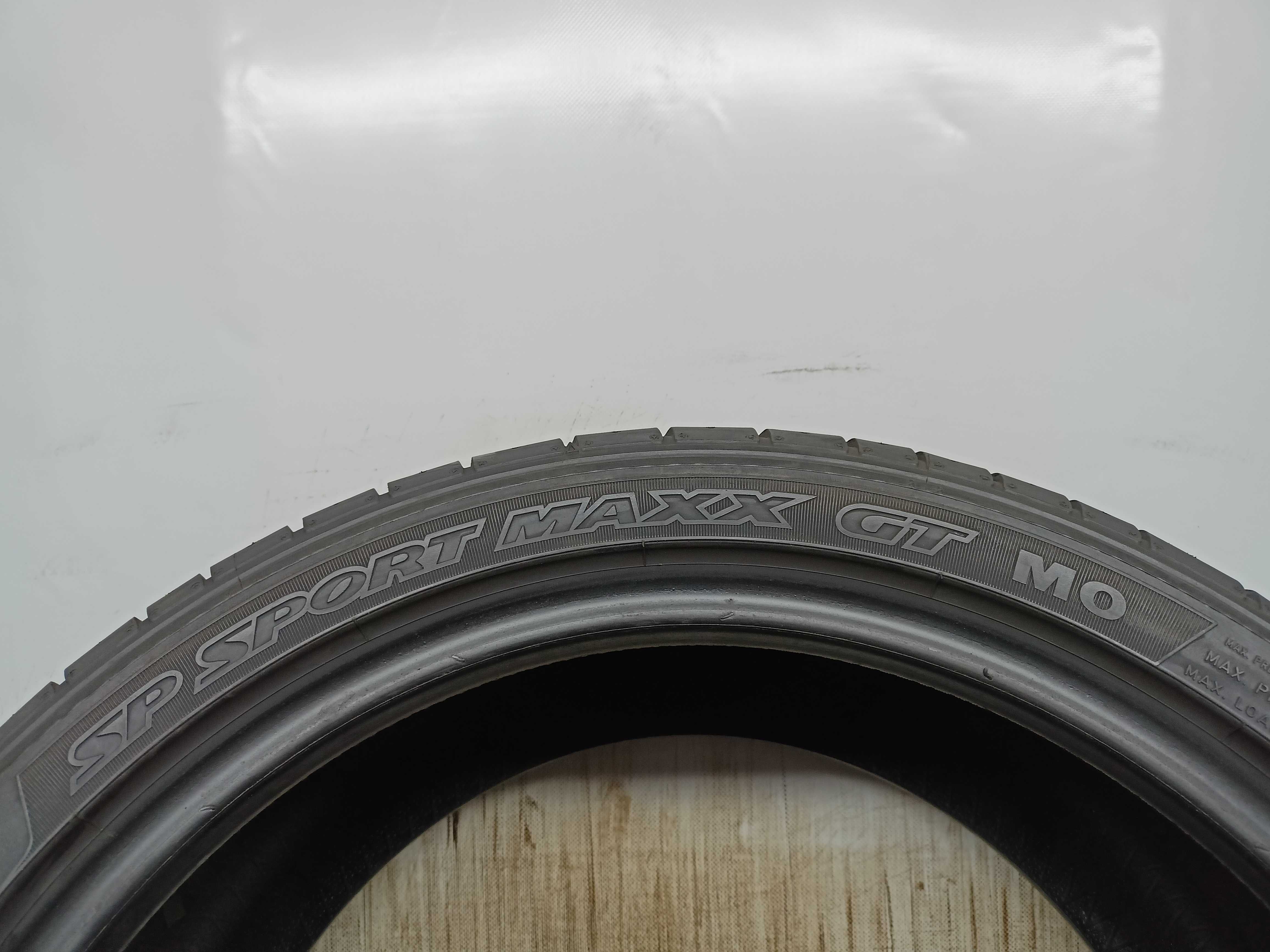 Dunlop SP Sport Maxx GT 235/40/18 2008r. 91Y 2x7,1 2x6,8mm (1958)