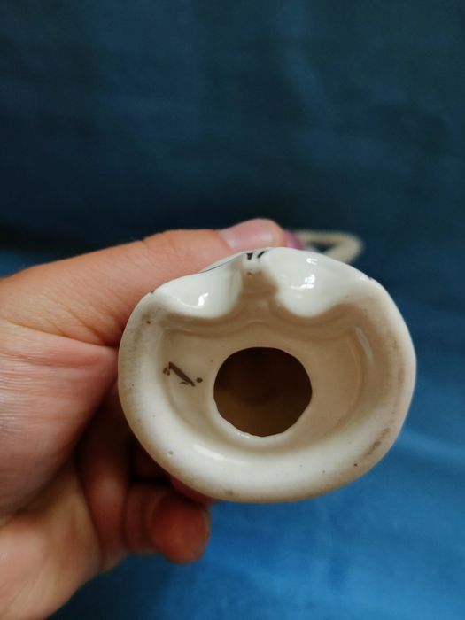 Sprzedam figurkę porcelanowa