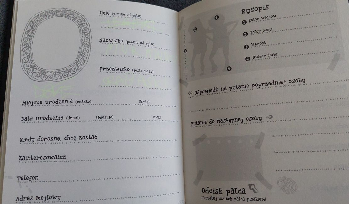 Zestaw: Wakacje z Lassem i Mają" i "Pamiętnik detektywa"