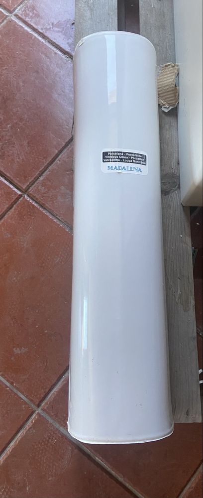 Lavatorio de pé com misturadora