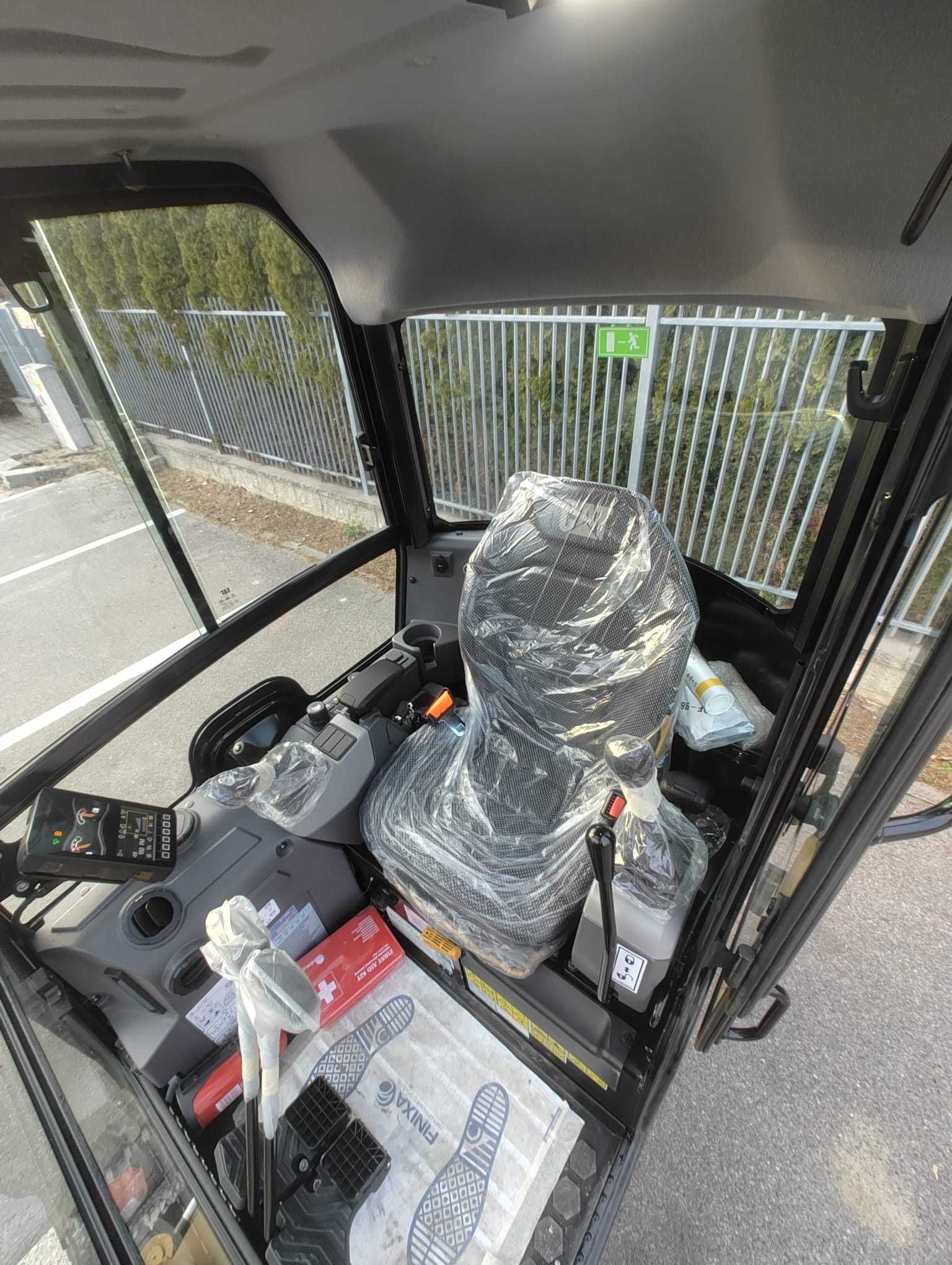 Minikoparka CAT 301.6 ! 3 Łyżki + Szybkozłącze mechaniczne i inne !