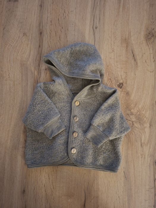 Kurteczka z wełny merino walnuss melange Engel 50/56