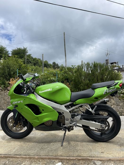 Kawasaki Ninja Zx9R