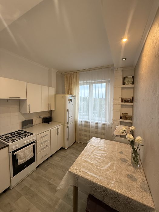Продам 2 кім квартиру в Центрі міста. Поруч трц Гермес, Вега