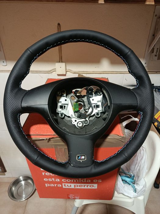 Volante bmw e46 pack m