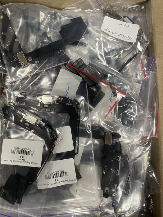 Оригінальні шлейфи зарядки iPhone 15 Pro Max , 13 Pro , 14, 14 Pro