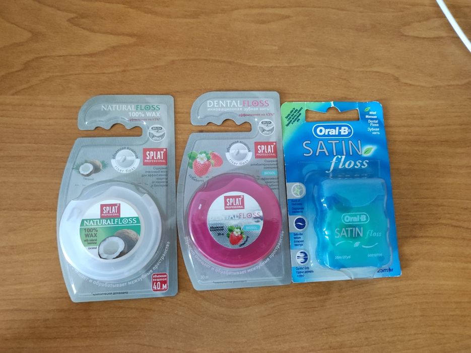 Зубні нитки dental floss