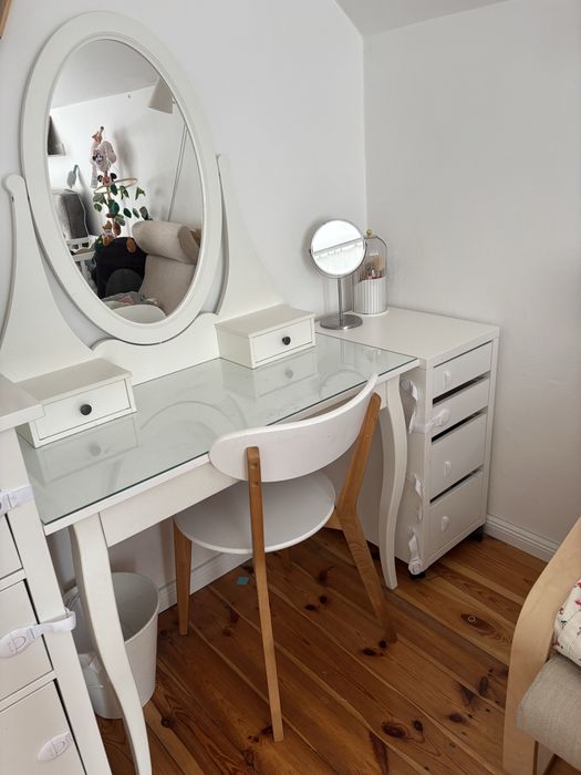 ikea hemnes toaletka plus asystor