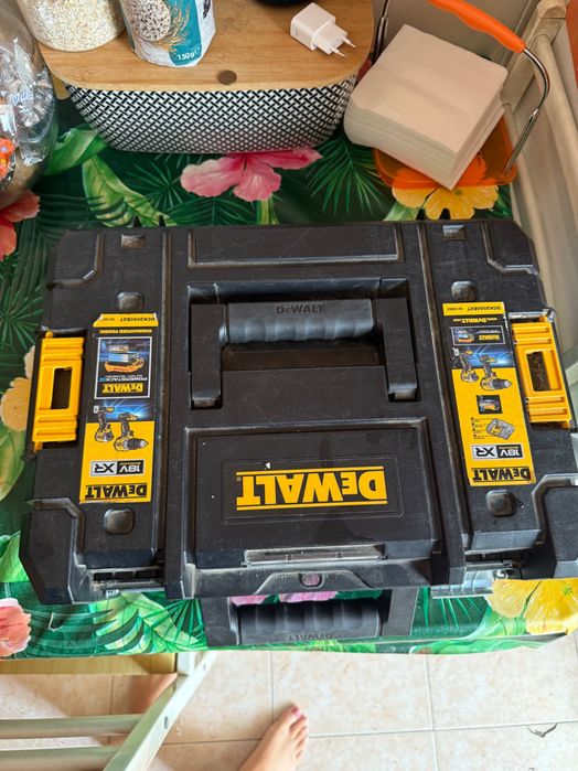 Máquina DeWalt como novas