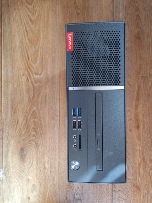 Komputer lenovo V530s type 10tx