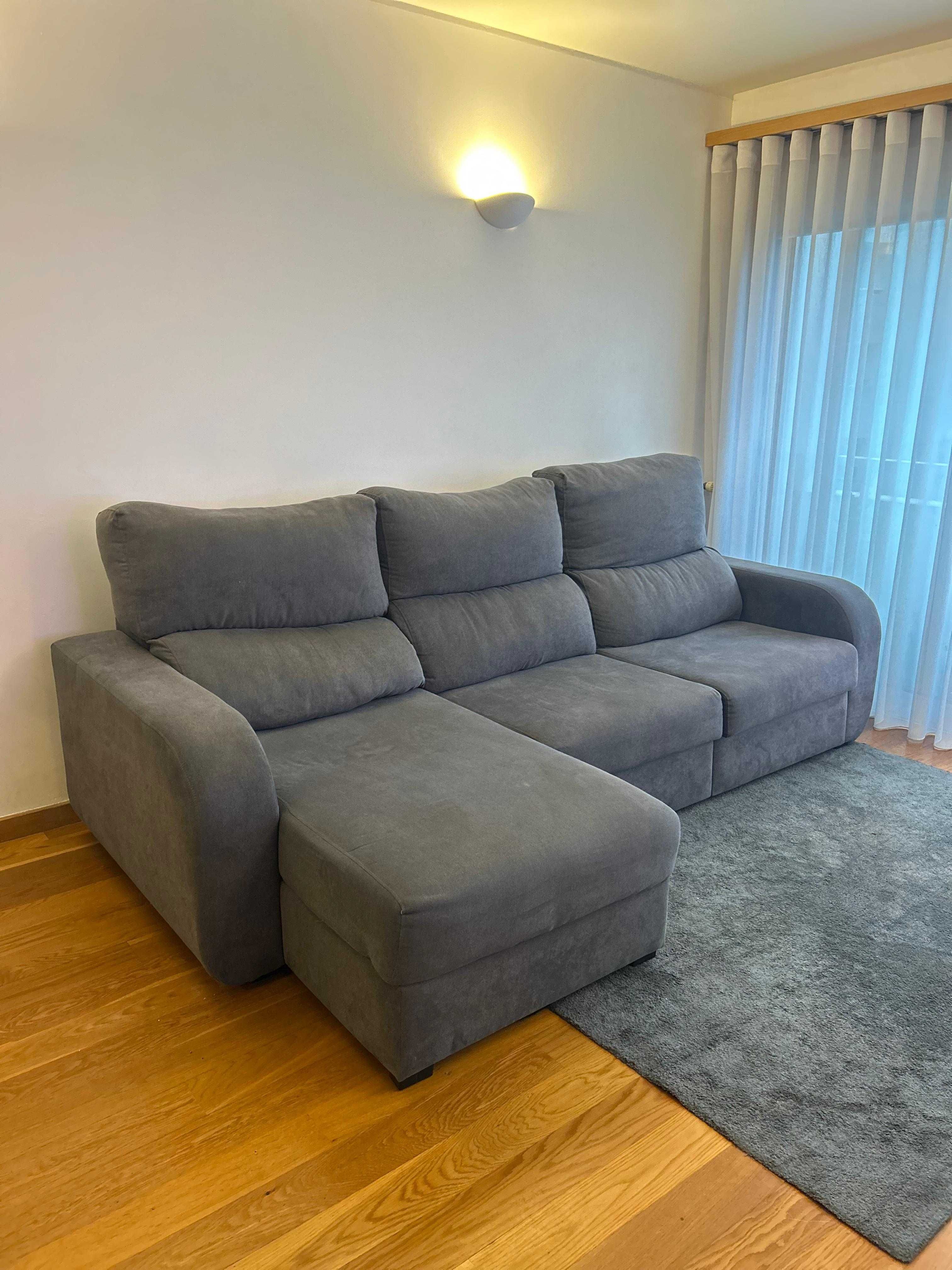 Sofá com Chaise Longue (sofá-cama)