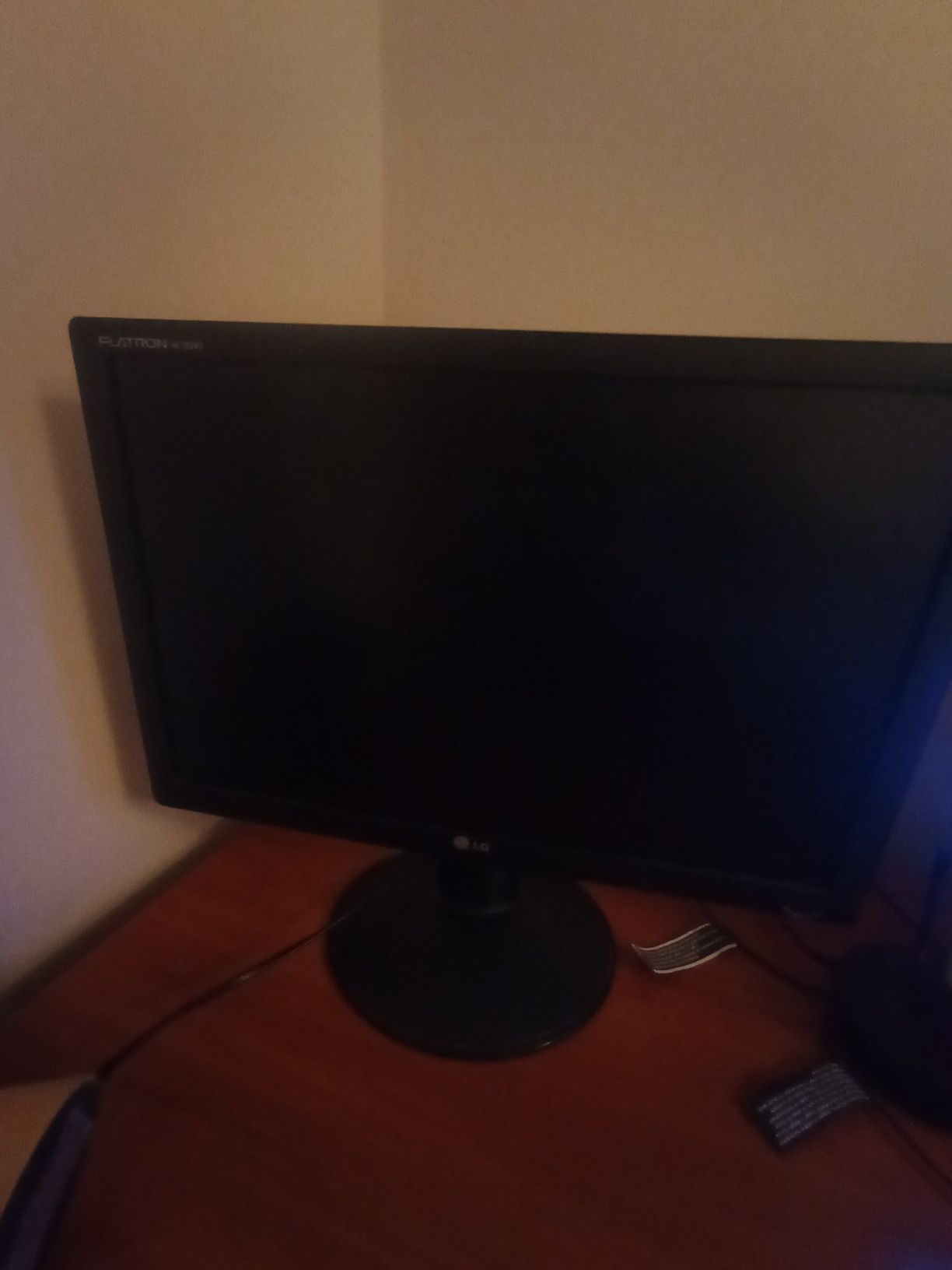 Monitor LG flatron w1934s