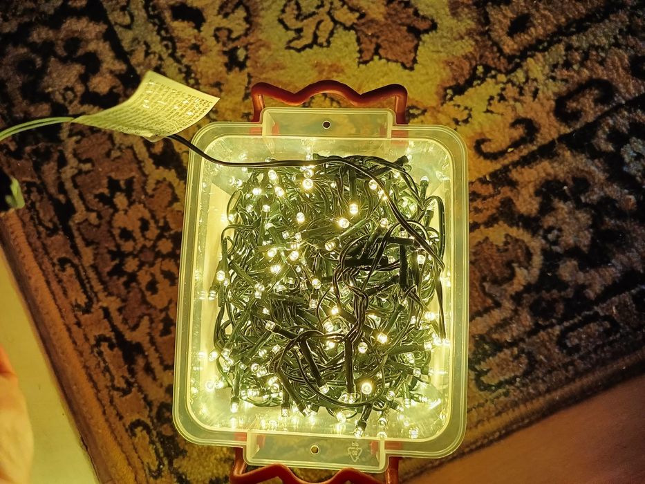 Oświetlenie świąteczne LED -600 lampek