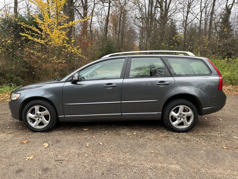 Volvo v50 2011 року 1.6 d2