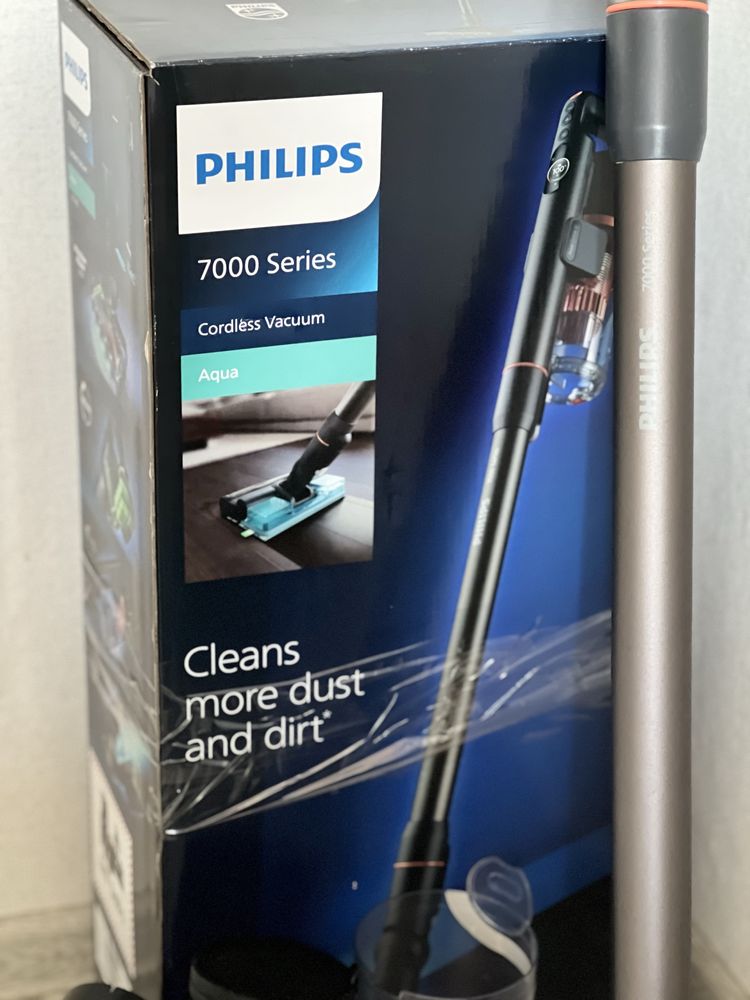Пилесос Philips 7000 series aqua