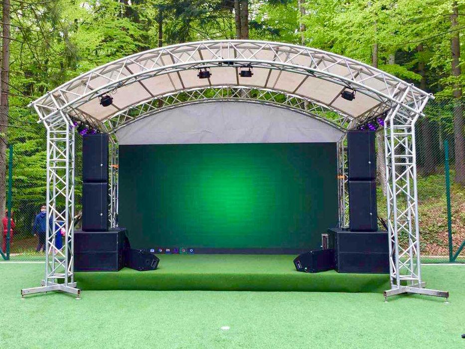 Оренда Сцени Подіуми Ферми Сценічні Конструкції