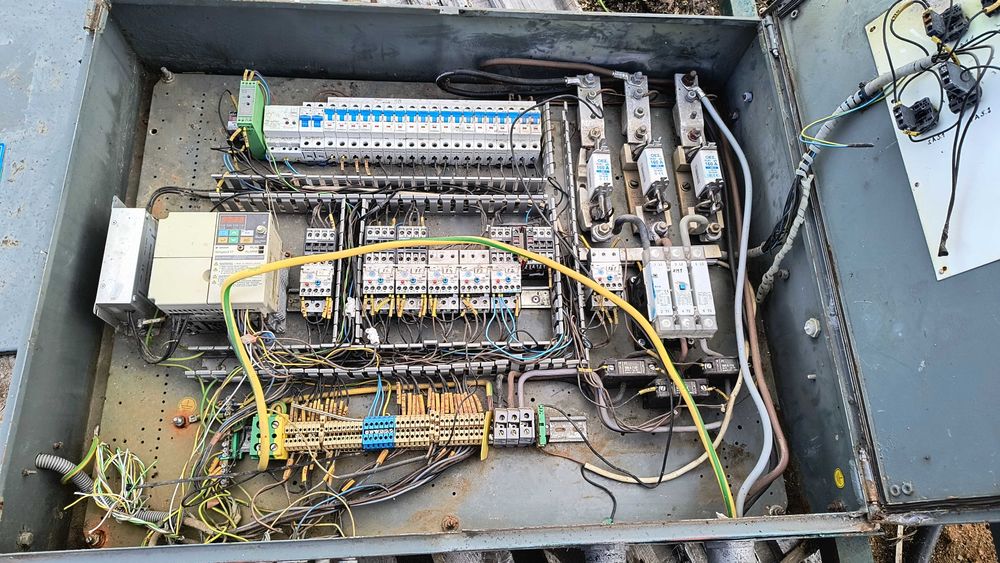 Rębak do zrzyn Klockner 160/400 , 2 wt+1, 55 kw