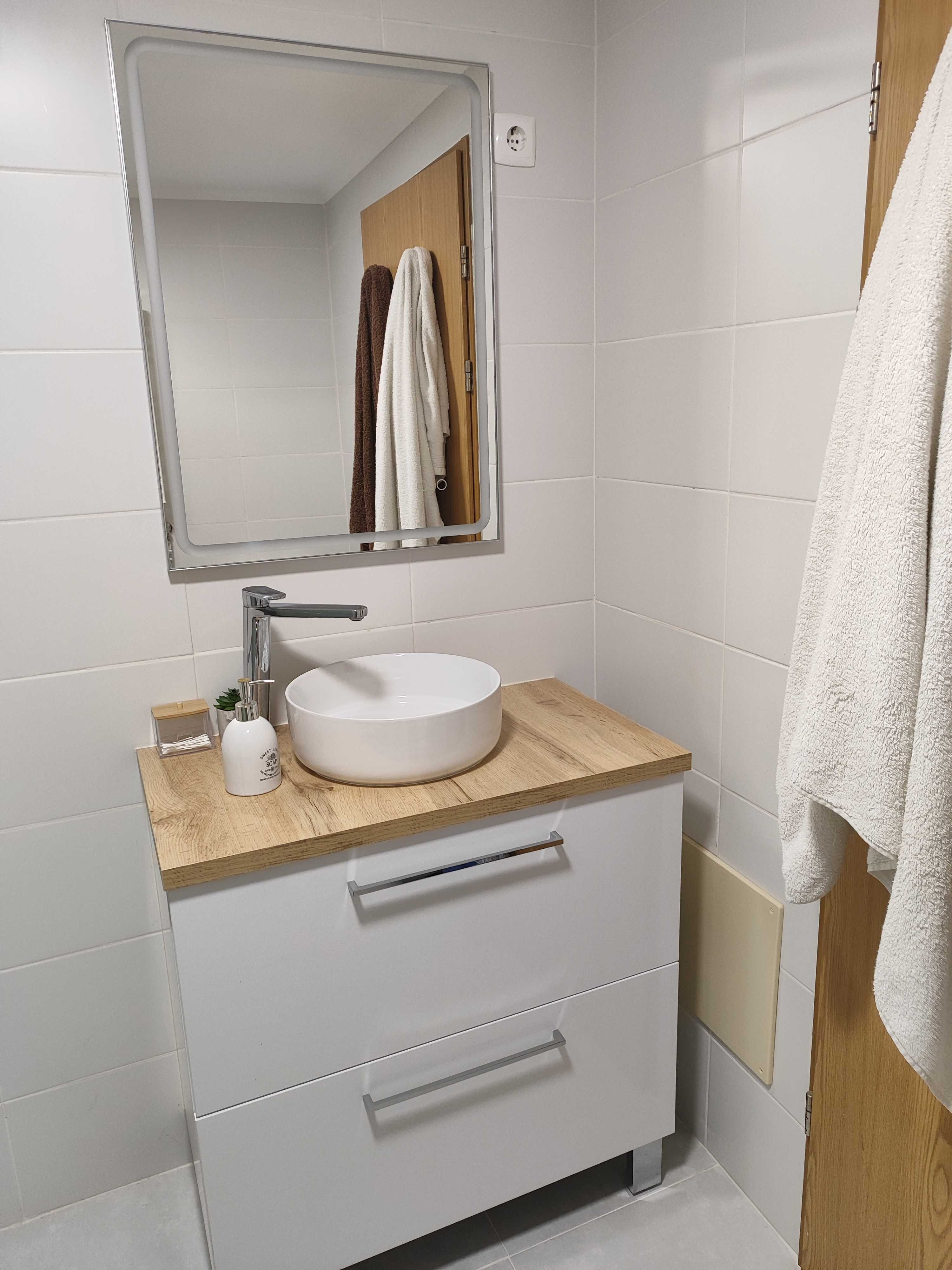 Alugo Quarto Alta Lisboa c/ despesas incluídas