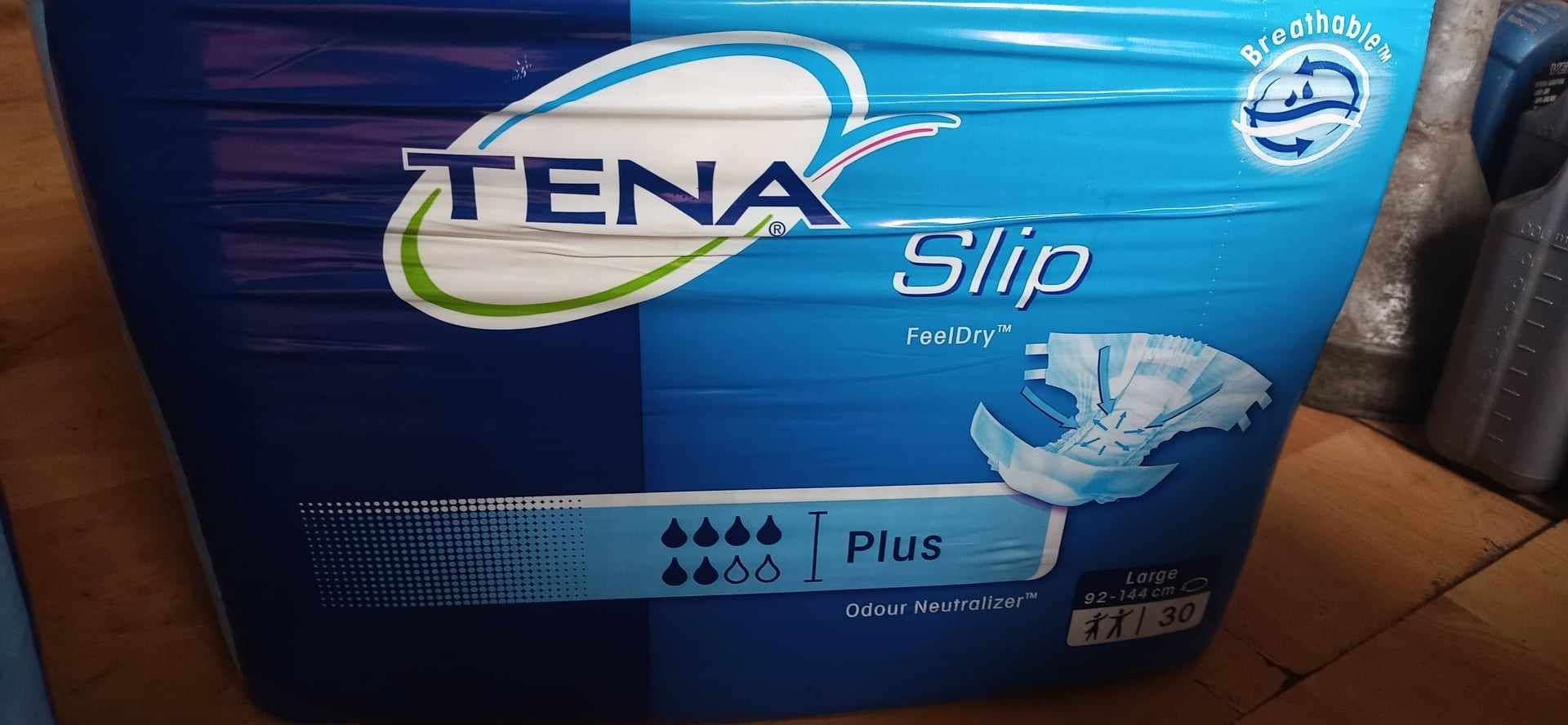 Pieluchomajtki TENA slip