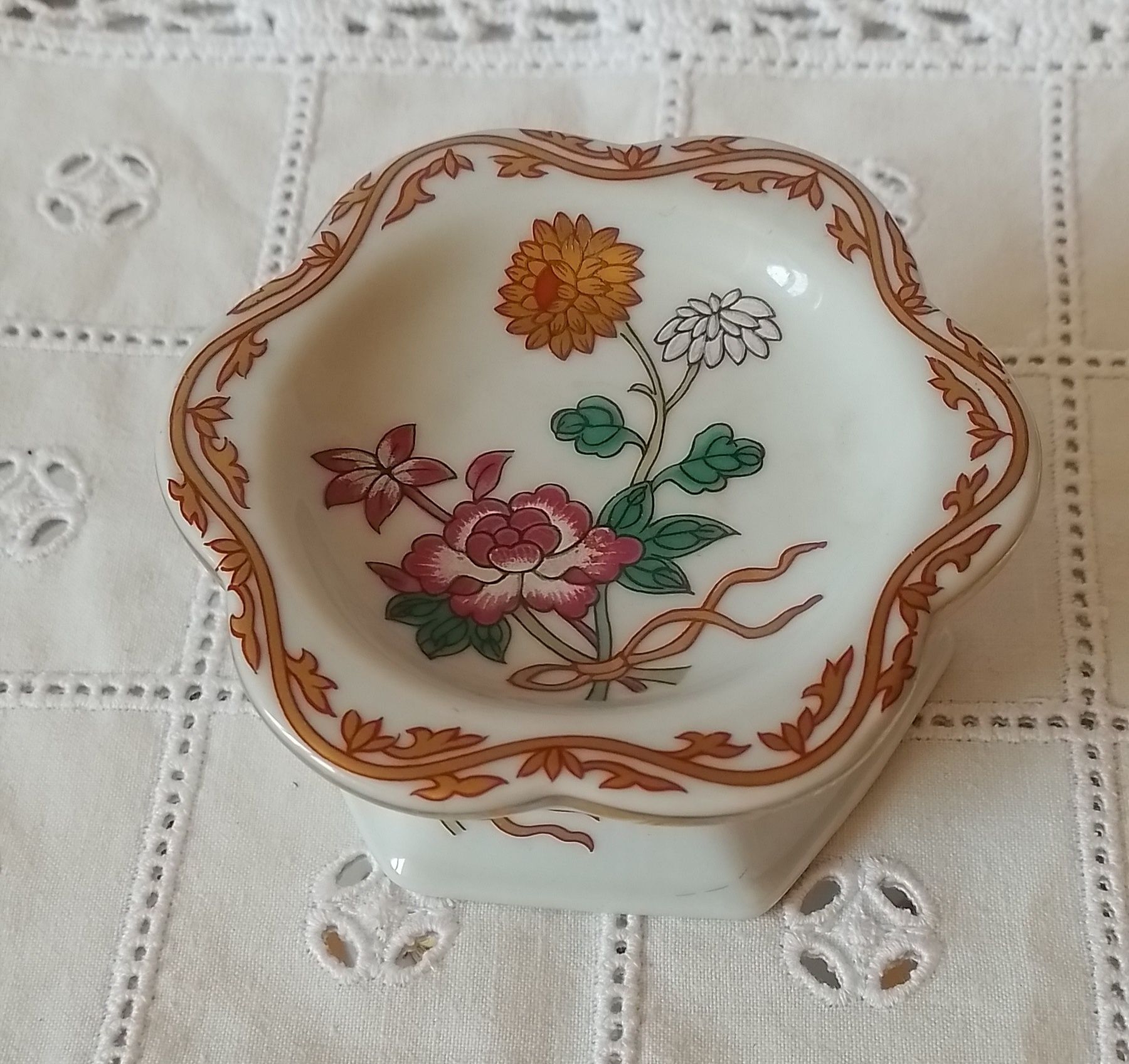 Saleiro em porcelana Vista Alegre