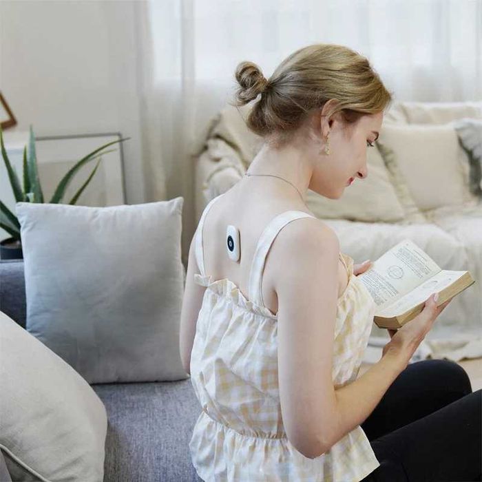 Розумний корректор постави осанки с вибрацией  для спини Pose Up