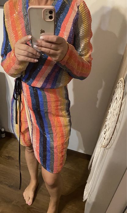 Kolorowa cekinowa sukienka L