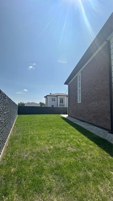 Продаж будинку з ремонтом у Крюківщині, закрите КМ, Газ