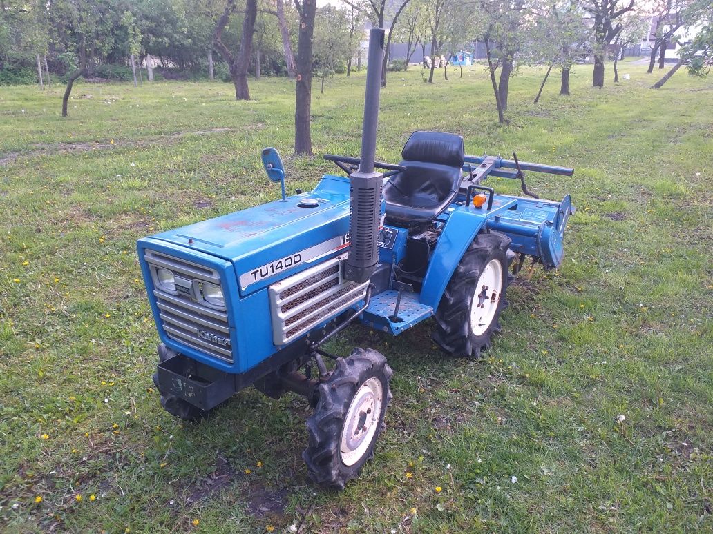 Mini Traktorek Iseki TU1400 14km3cylindry 4x4 z glebogryzarką