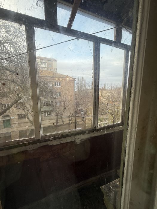 Продаю дві кімнати в гуртожитку Колос