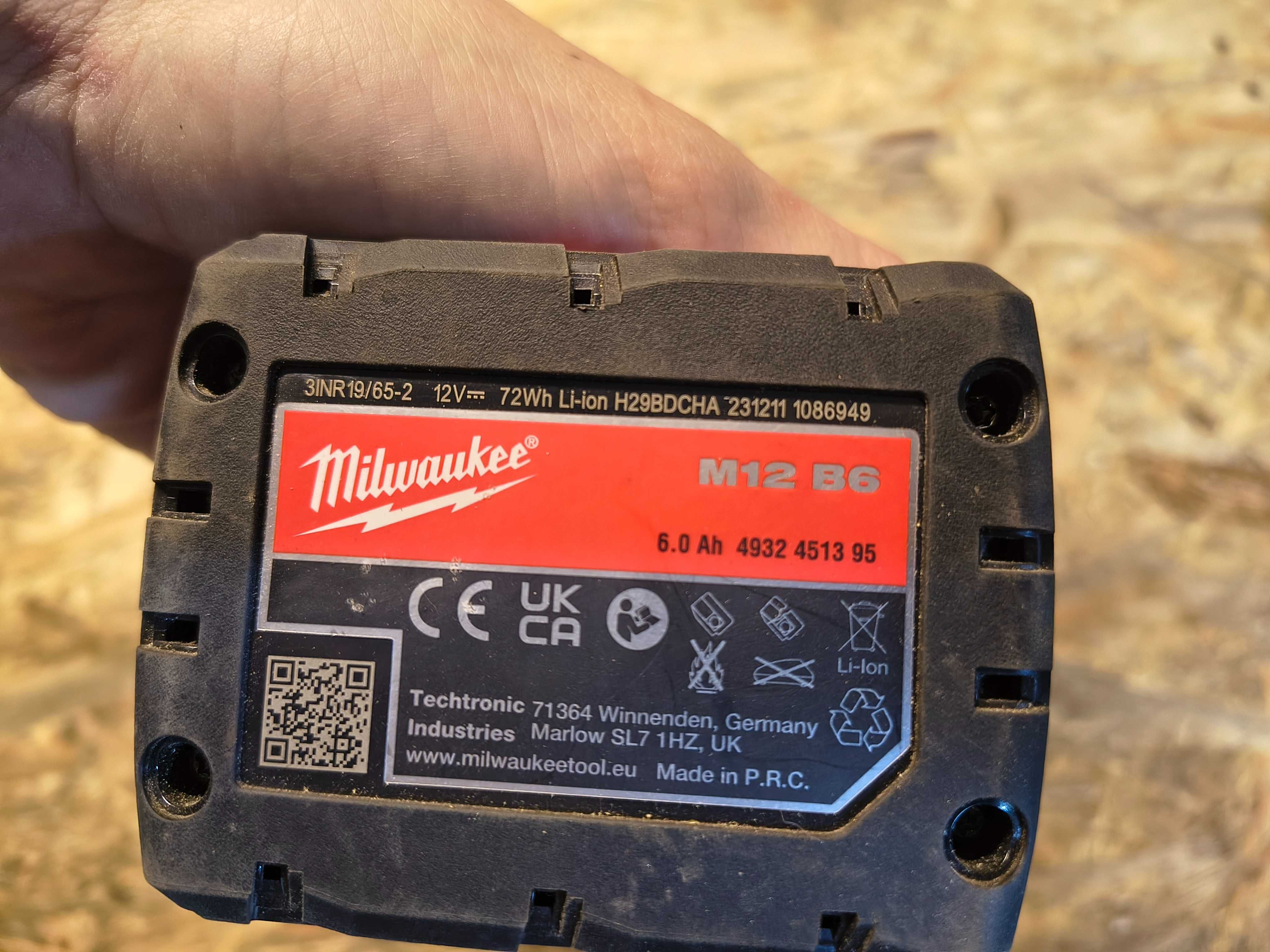 Wyrzynarka Milwaukee FJS M12 FBJS aku 6ah