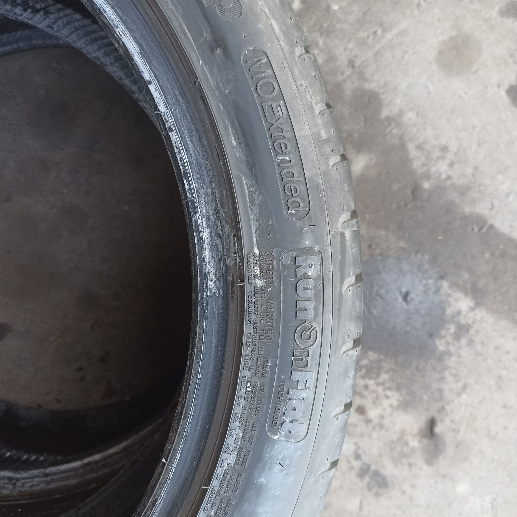 Opony letnie 235/45/19 Goodyear EfficientGrip RunFlat