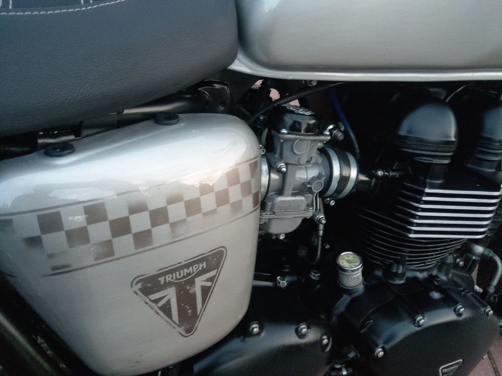 Triumph Bonneville Thruxton