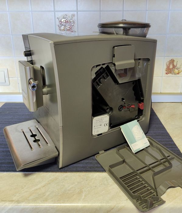 Срочно! Siemens EQ5 Macchiato Plus Кавомашина
