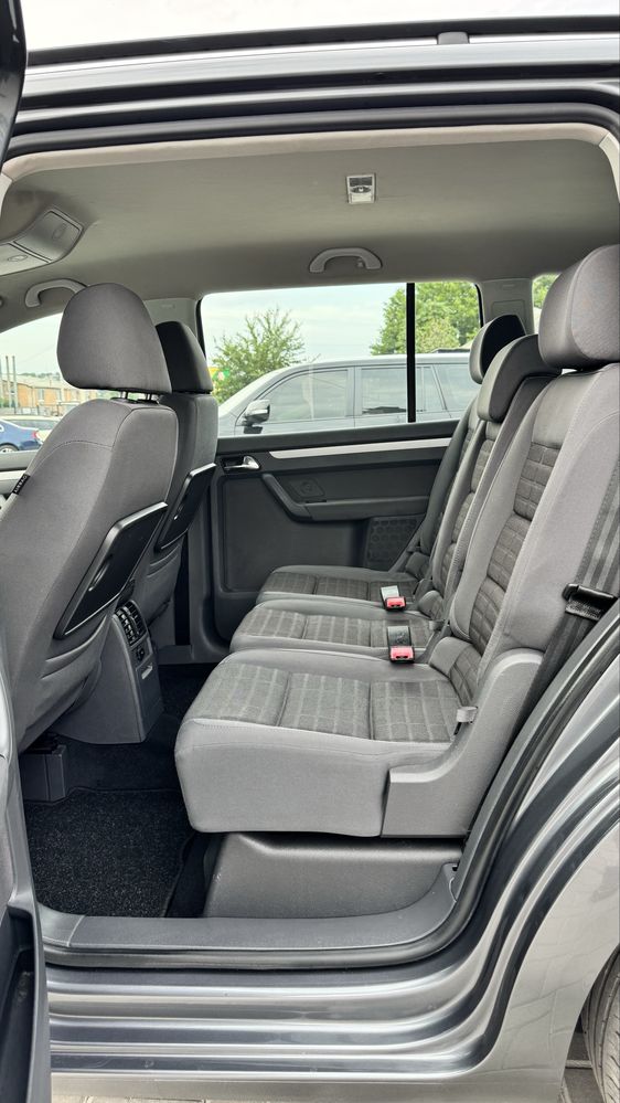 Volkswagen Touran Фольксваген Тоуран 2006 р 1,6 MPI бензин 6МКПП
