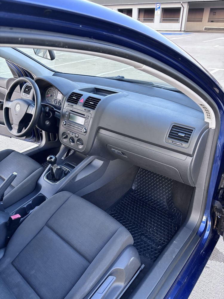 Volkdwagen Golf V 1.4 MPI benzyna