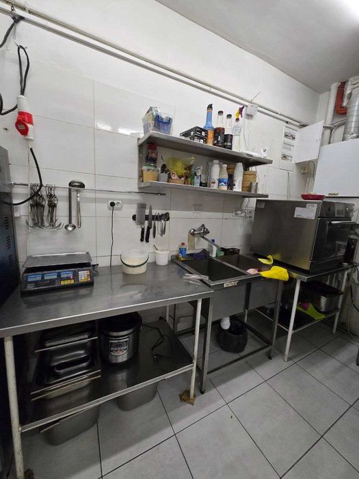 Оренда кафе по вул. Вербицького, 5 (Бандери/Коперніка). Без комісії.