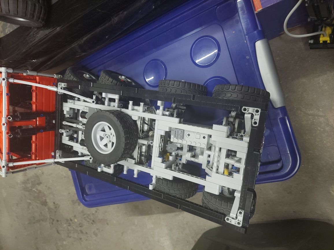 Lego Technic MOC Tatra 8×8 napęd