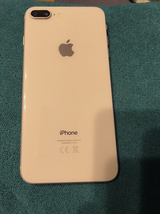 iPhone 8 pluss 100%