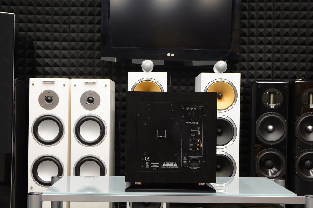 subwoofer aktywny Dali Mentor SUB + pilot, do kina domowego i muzyki