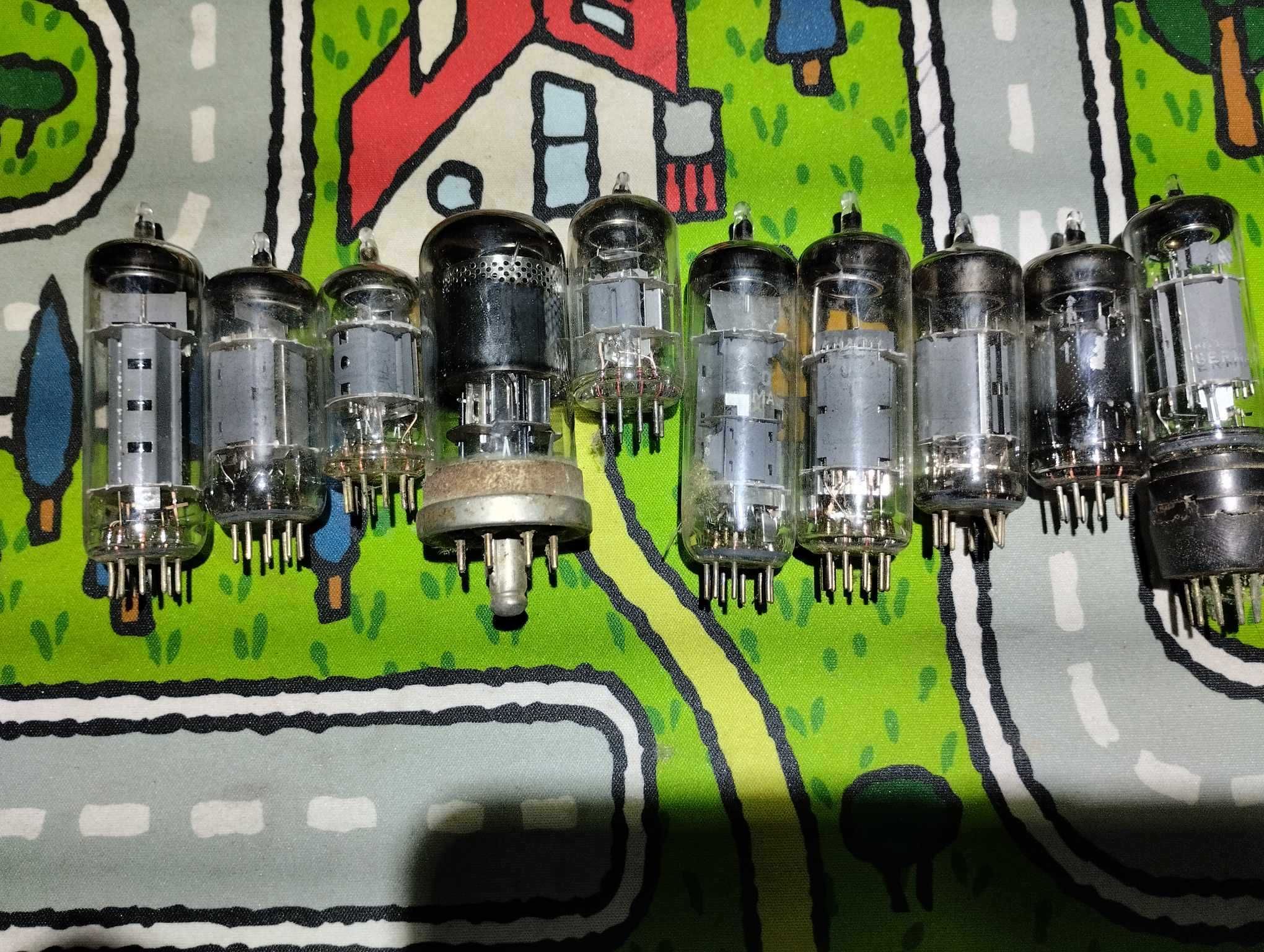 Lampy elektronowe PRL (Można kupywać w parach/pojedynczo)