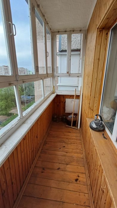 Продаж трикімнатної квартири по.Пр. Миру в Чернігові