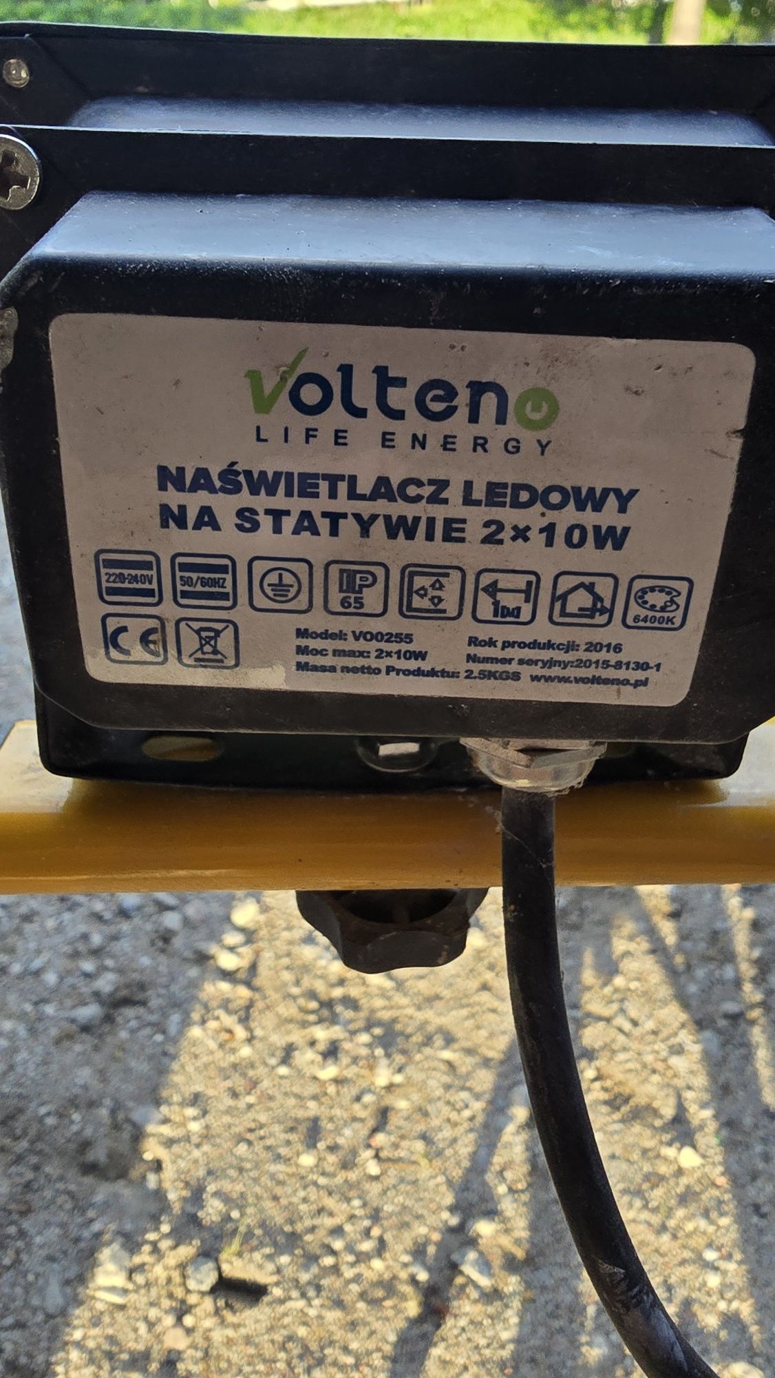 Naświetlacz ledowy na statywie 2x10w lampa halogen