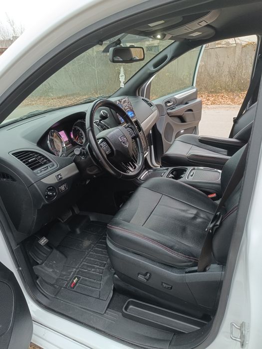 Dodge Grand Caravan 2020р