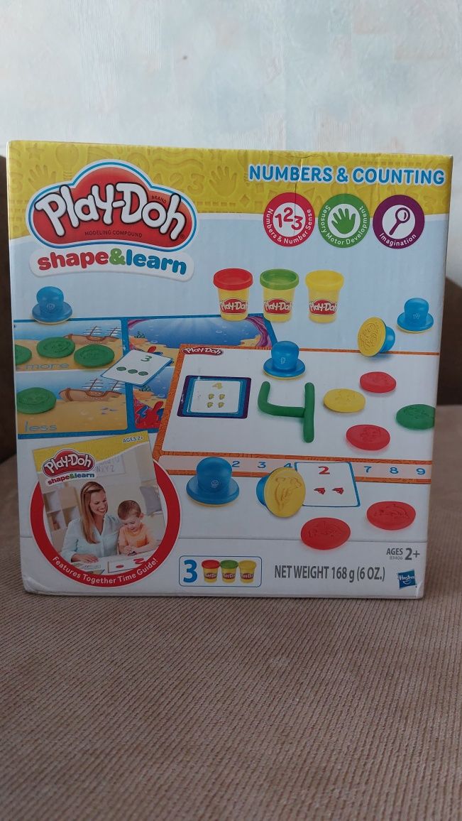 Новый и б/у набор Play-Doh.Цифры и счет.Цвета и фигуры. Лепи и изучай