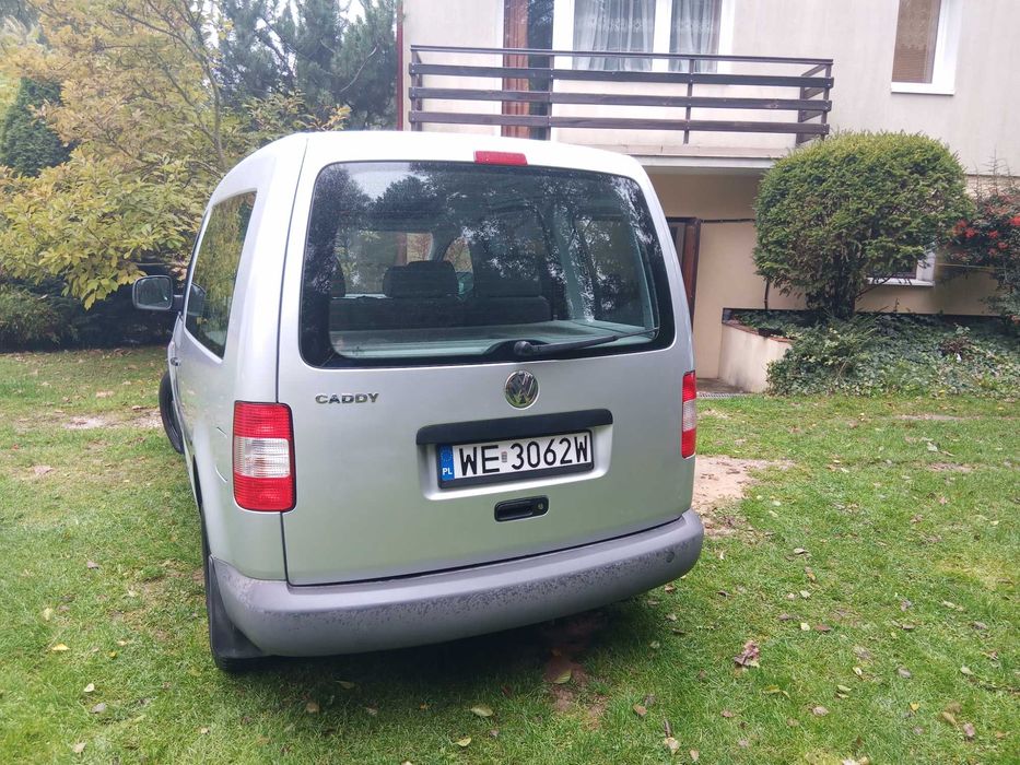 sprzedam samochód  vw Caddy 1,9 tdi 55kw  2010