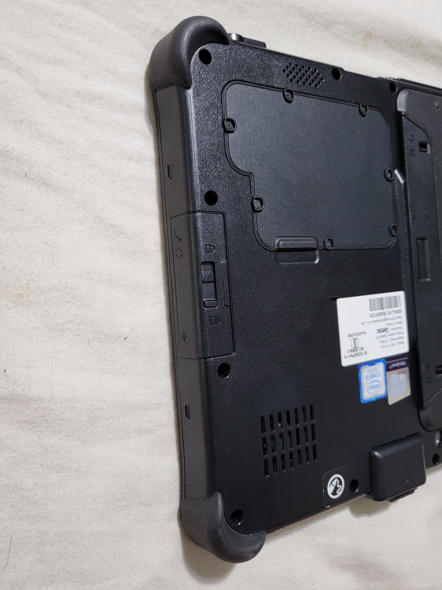 Захищений планшет  GETAC F110 G4 11.6" i5-7200U/8GB/256GB SSD