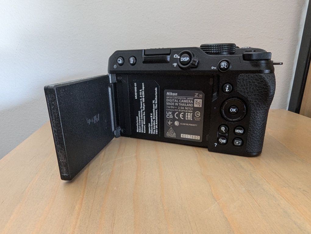 Nikon Z30 + 28mm 2.8 em excelente estado!