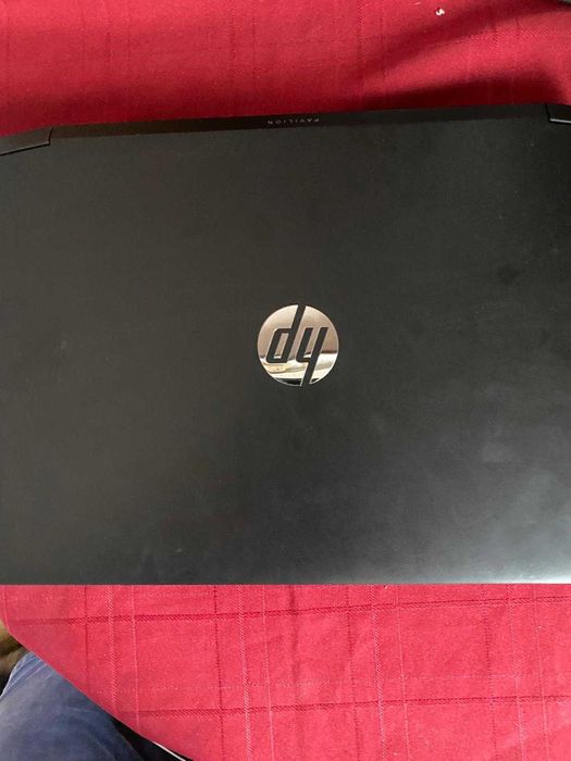 Vendo portátil HP MODERNO 400€