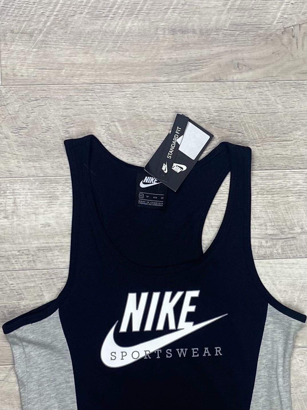 Nike standard fit майка xs размер женская спортивная оригинал